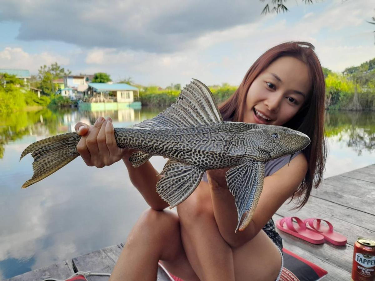 Llamados Fishing Lake San Kamphaeng Exteriör bild