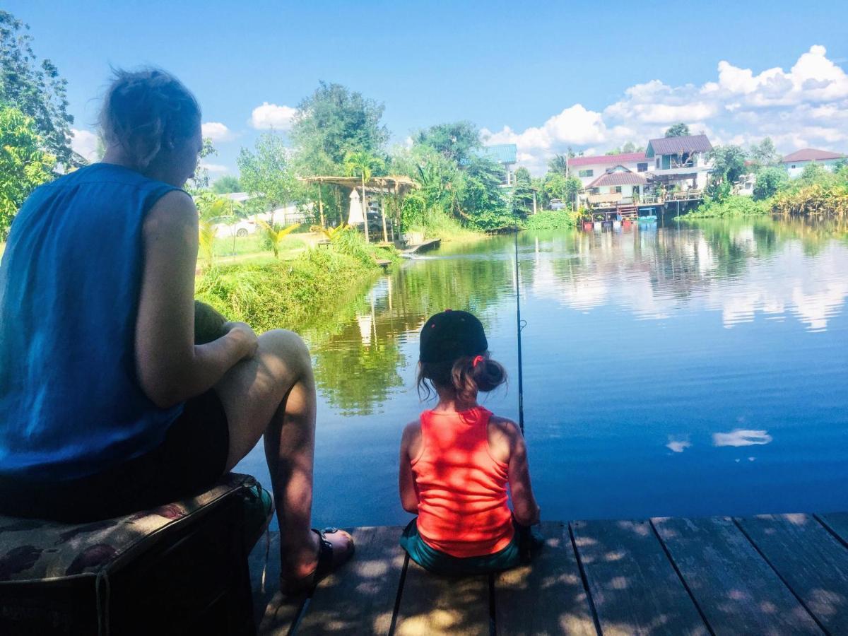 Llamados Fishing Lake San Kamphaeng Exteriör bild